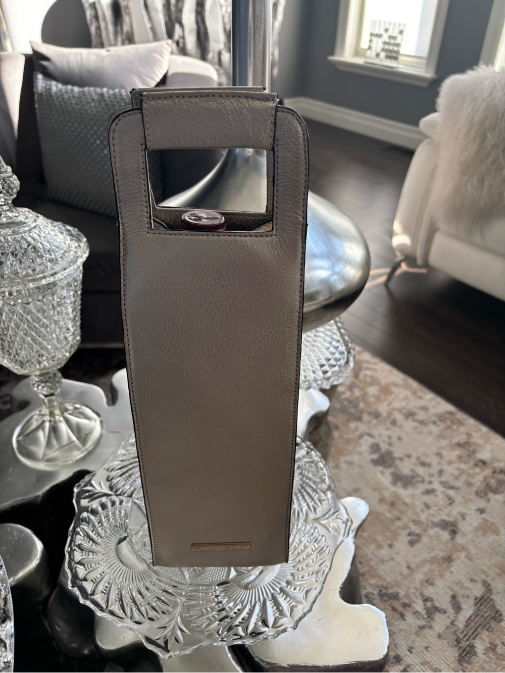 Brahmin demure soft gold pebbled🍷 rich Leather Wine Carrier 🍷Tote. BRAHMIN